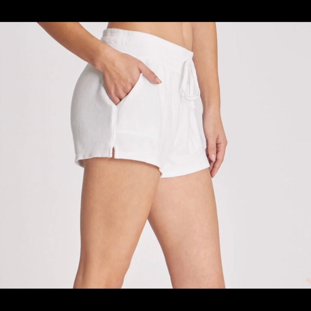 Wildfox: WHITE NORAH SHORT NWTS Small NWTS